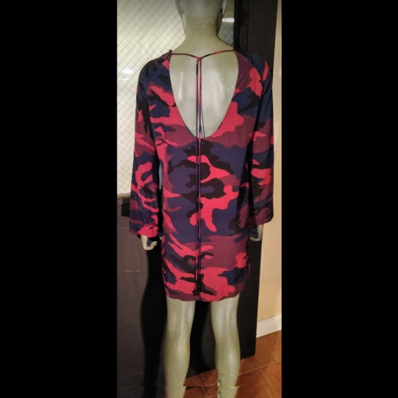 SOLD Zara Open Back Red Camo Dress - Picture 4 of 4